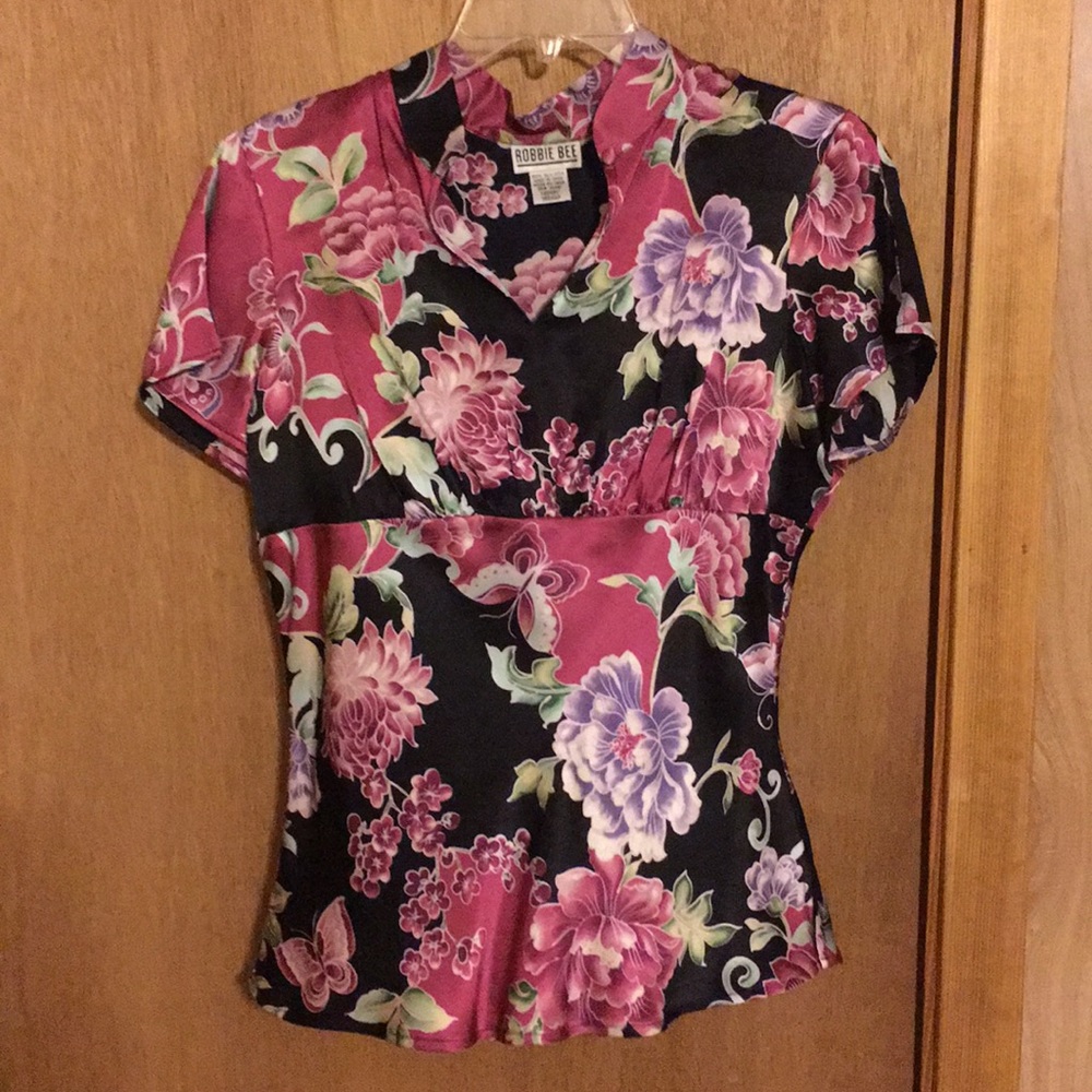 Beautiful 100% silk floral shirt